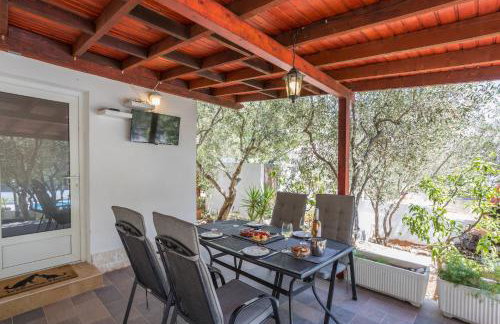 House Oliva with private pool and large garden - Photo 59