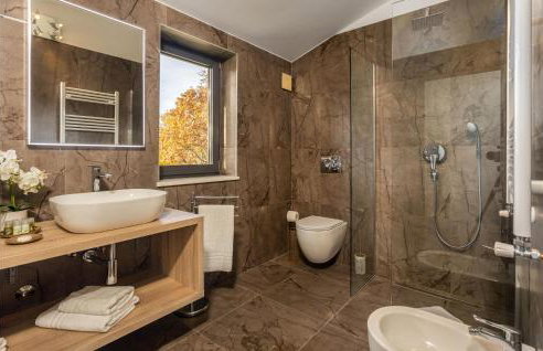 Awesome Home In Boljun With Wifi - Foto 32