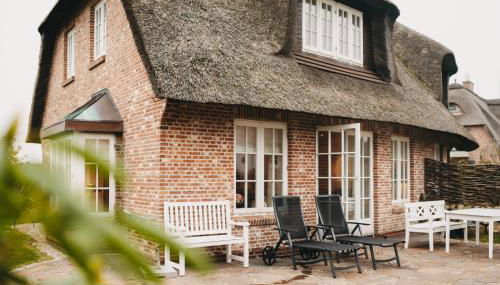 Hiidhüüs Wenningstedt unter Reet mit Sauna - Foto 3