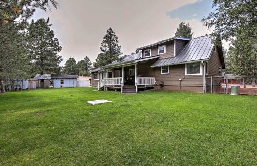 Game Room, Yard, Deck and Fireplace Lakeside Home - Foto 23