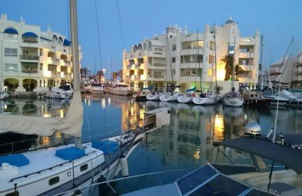 Benalbeach Zafiro by C&N - Photo 16