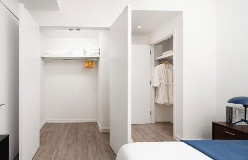 Luxury 2BD nr Wall St Gym Rooftop w/d - Foto 7