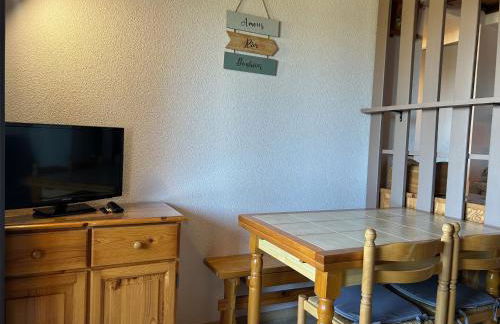 T2 Mezzanine Saint-Cyprien: Proche Plage, Parking Sécurisé, Équipé, Animaux Acceptés - FR-1-793-6 - Photo 7