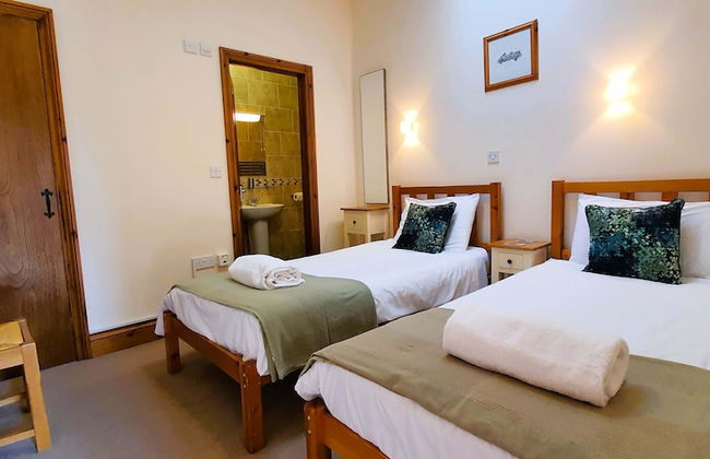 The Victorian Barn self catering holidays with pool & hot tubs - Photo 77