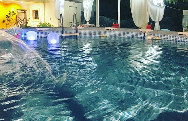 Cozy Family Home Near the Beach - Photo 25