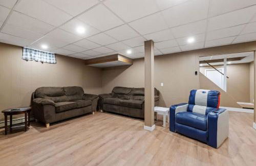 Lake Escape Family & Pet Friendly with Dock Access - Photo 46