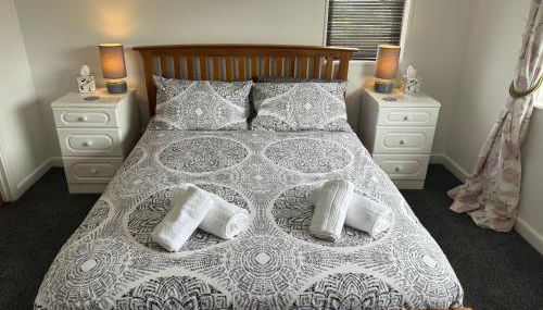 Homely 4 bed in Barnstaple - Foto 3