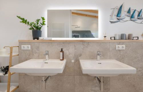 FENJOY Ferienapartments am Chiemsee mit Bergblick - Foto 36