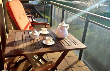 Red Wine Haro, piscina y parking - Foto 18