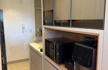 1Q Alto Padrão Asa Norte, Cozinha Completa, Home Office e Vista Verde - Foto 23