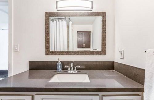 Amazing Views with Heated Pool and Jacuzzi Near Beach - Foto 11