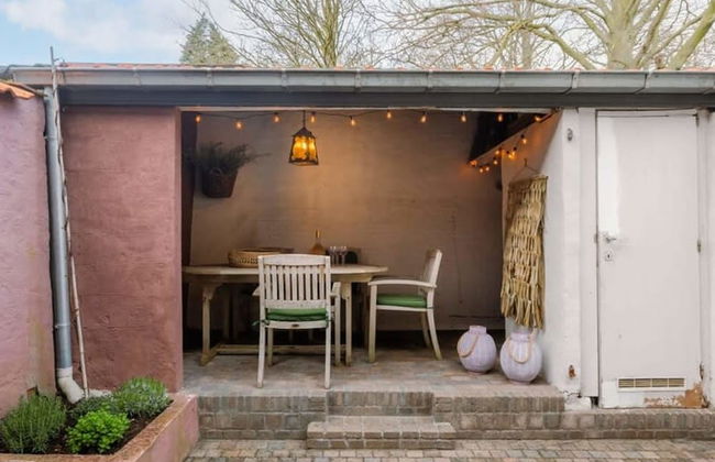 Charming Town-house in the Center of Bruges - Photo 11