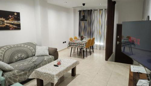 CastelPlace beach con plaza de Garage incluida, free parking and AC - Photo 2
