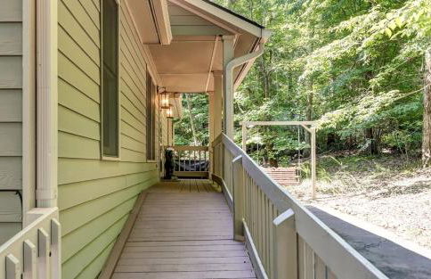 Deer View Retreat - Ramp to Home Wood-Burning Fireplace Netflix Ping Pong - Foto 31