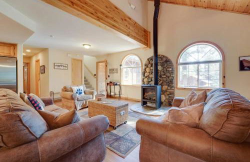 4 Mi to Downhill Ski Resort! Spacious Family Haven - Foto 5