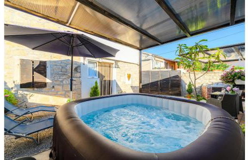 1 Bedroom Lovely Home In Barat - Foto 1