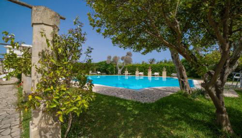 Villa Lisa with huge Pool and Garden - Happy Rentals - Foto 3, Garden, Garden view