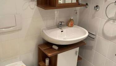 2 Schlaf- & 2 Badezimmer - direkte Busverbindung bis Köln Hbf, Messe - Foto 3