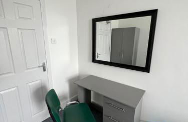 The Bake Apartment - 5 bedroom Large Apartment sleeps up to 16 person - Foto 17