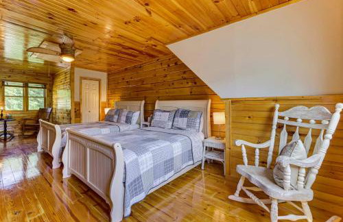 Cozy Lake Hartwell Getaway with Game Room! - Foto 24