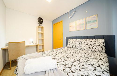 Aconchego e privacidade para sua família com 2 quartos, sala e cozinha integrados e sacada com churrasqueira - Foto 19