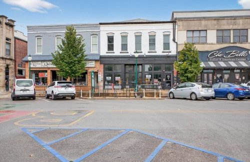 Stylish Downtown Unit with Historic Charm apts - Foto 8