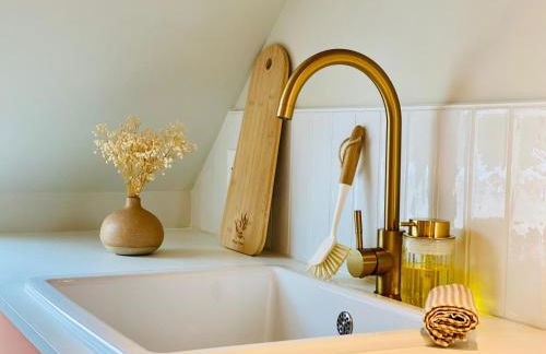 LE DOMAINE DE SOANI - Piscine intérieure, Jacuzzis & Sauna - ADULT ONLY - Foto 42