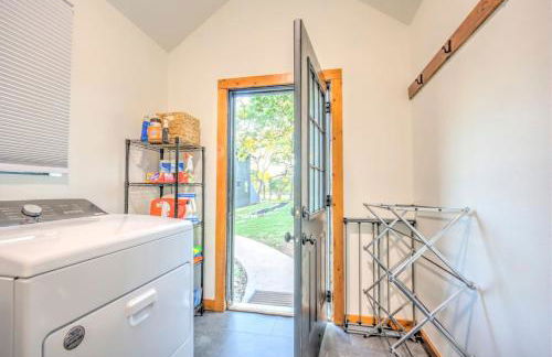 NEW Treehouse at Link Lane 2 Acres w Hot Tub - Foto 23