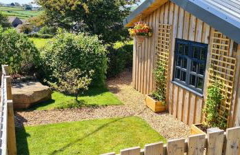 Honeysuckle Cabin - Photo 1