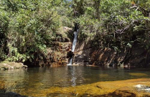 Bangalo a beira do rio em plena natureza - Foto 29