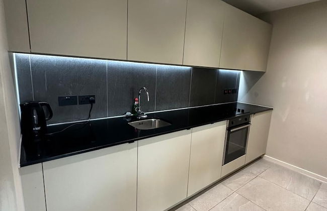 2br-2ensuite-balcony-cityview-parking-central - Foto 4