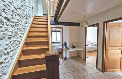 Triplex atypique-Cour intérieure-Commerces à pied - Foto 12