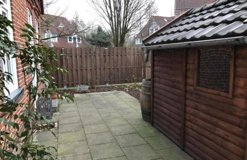 Möblierte Wohnung mit ruhiger Terrasse in bester Lage für Feriengäste und beruflich Reisende AW12A-I - Foto 13