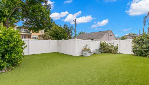 NEW SoHo Sanctuary - Gorgeous Apartment Steps to S Howard Ave with Fenced Yard - Foto 4