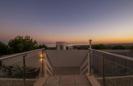 VACATION MARBELLA I Villa Finesse, Luxury Villa, Golden Mile, Swimming-pools, Sauna, Spa, Gym, Minutes from Golfs and Beaches - Foto 47