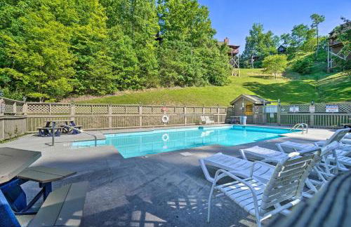 Sevierville Cabin with Wraparound Deck and Lake Access - Foto 27