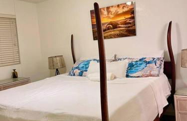 Direct oceanfront Magic Sands beach condo - Pool, AC, 2B2B, sleeps 6 - Foto 14