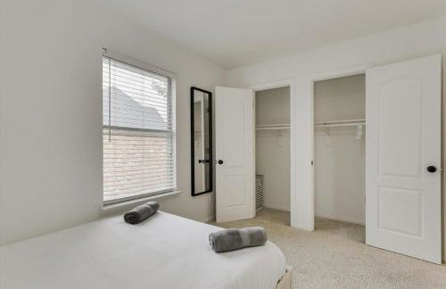 Spacious 6BR Pool Hot Tub & Game Room - Foto 25