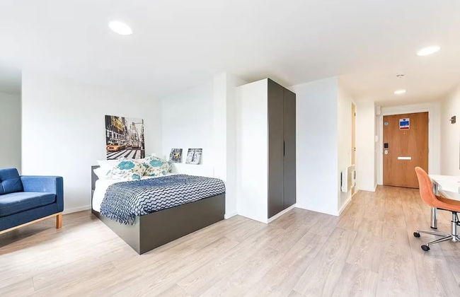 Student Only The Towpath - Photo 6