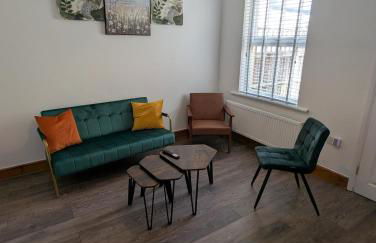 Fantastic 3-Bedroom House in Crawley - 10 mins from Gatwick - Foto 14