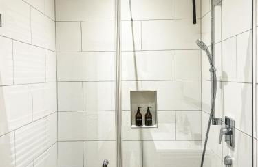 Deluxe-Wohnung in Wasserburg Bahnhof - 94m2 - Smart TV - Terrasse - NEU - Foto 13