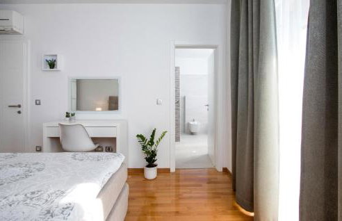 Gorgeous Home In Krmed With Wifi - Foto 24