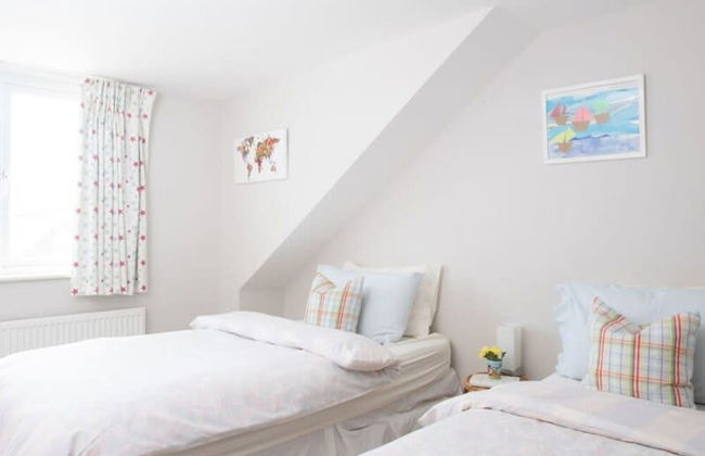 Seaside Detached 4bd Home nr Shops Parking Garden - Foto 26