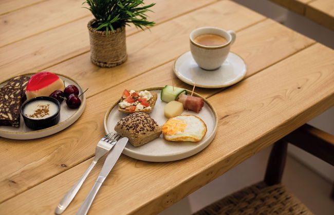 Stay Helios - Aparts & Pool Suites - Photo 76