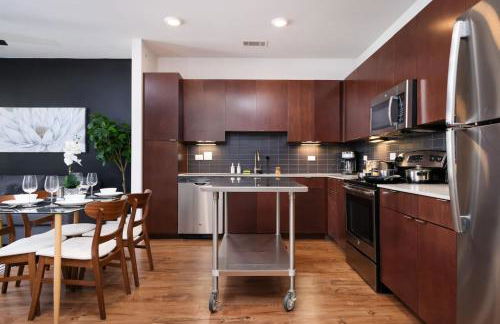 Sleek 1BR-Southtown Near Rvrwalk, Dome & Conv - Photo 4