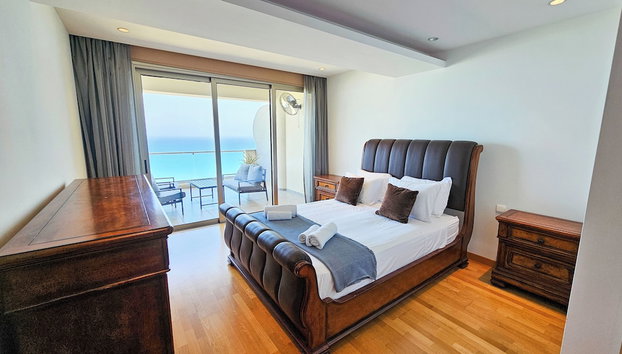 Beachfront Seaview Lux Penthouse - Foto 4, Habitación