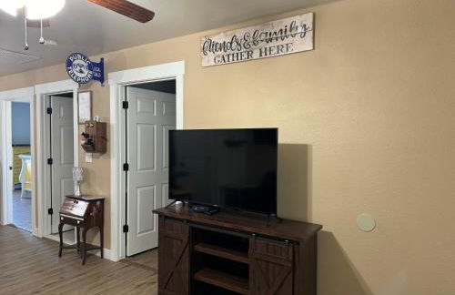 Relax & Unwind in a Serene Retreat Near the Beach - Foto 21