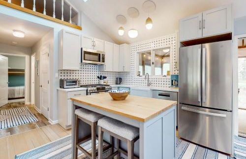 Livywood Cottage - Photo 11