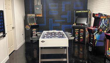 Ankenys Best Hot tub Theatre Room Game Room - Photo 5