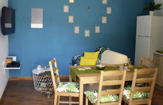 Chrismma 1-bed Apt With Private Yard & Parking - Foto 11